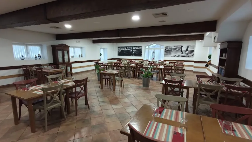 Batzoki Lekeitio restaurant in Lekeitio