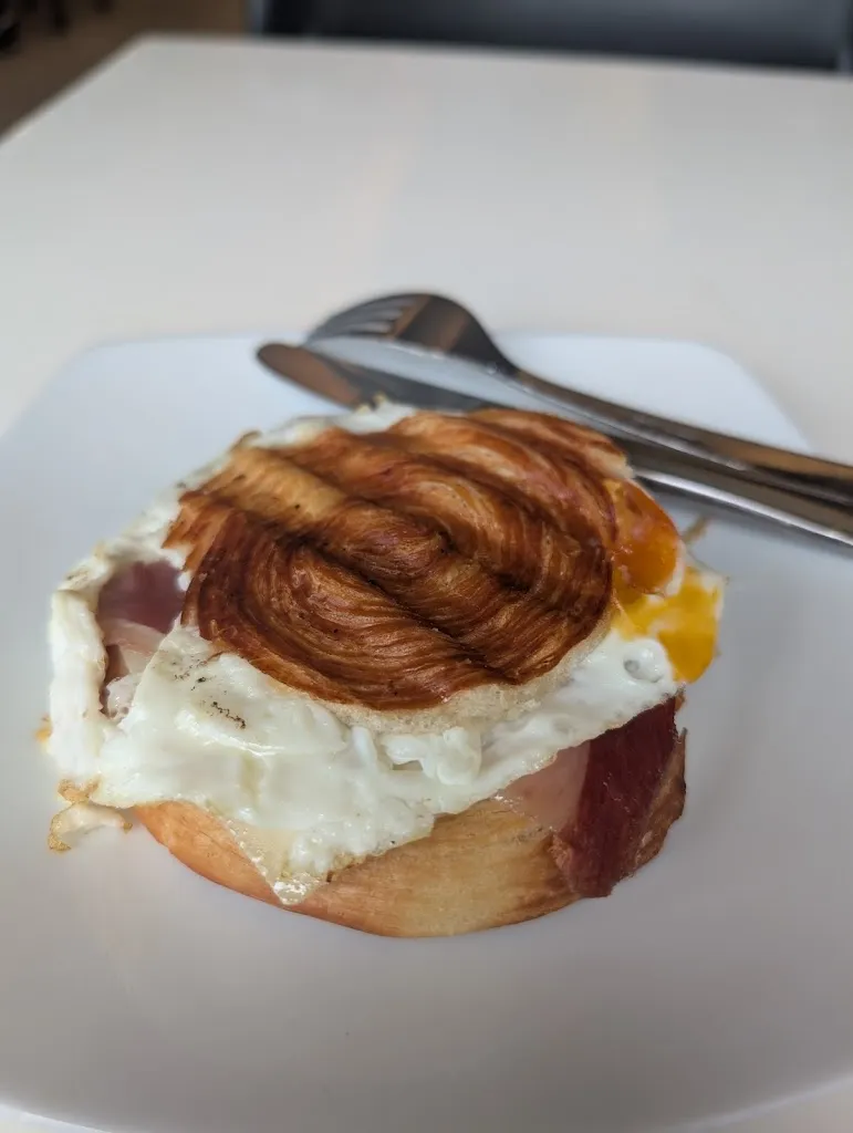 Joseba_Egunsentia_Lekeitio_review