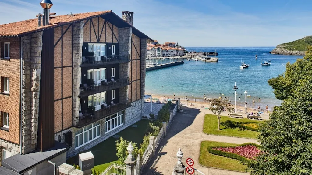 Hotel Silken Palacio Uribarren_Lekeitio_slider_image_1