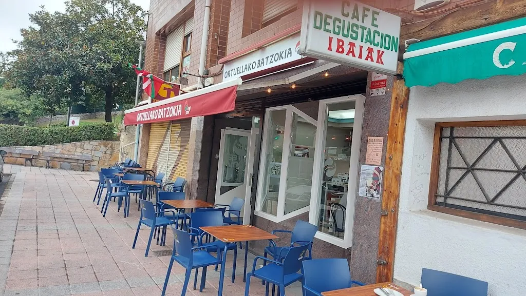 Batzoki Ortuella restaurant in Ortuella