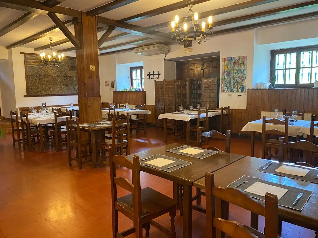 Restaurante Casa Roble restaurant in Sopuerta
