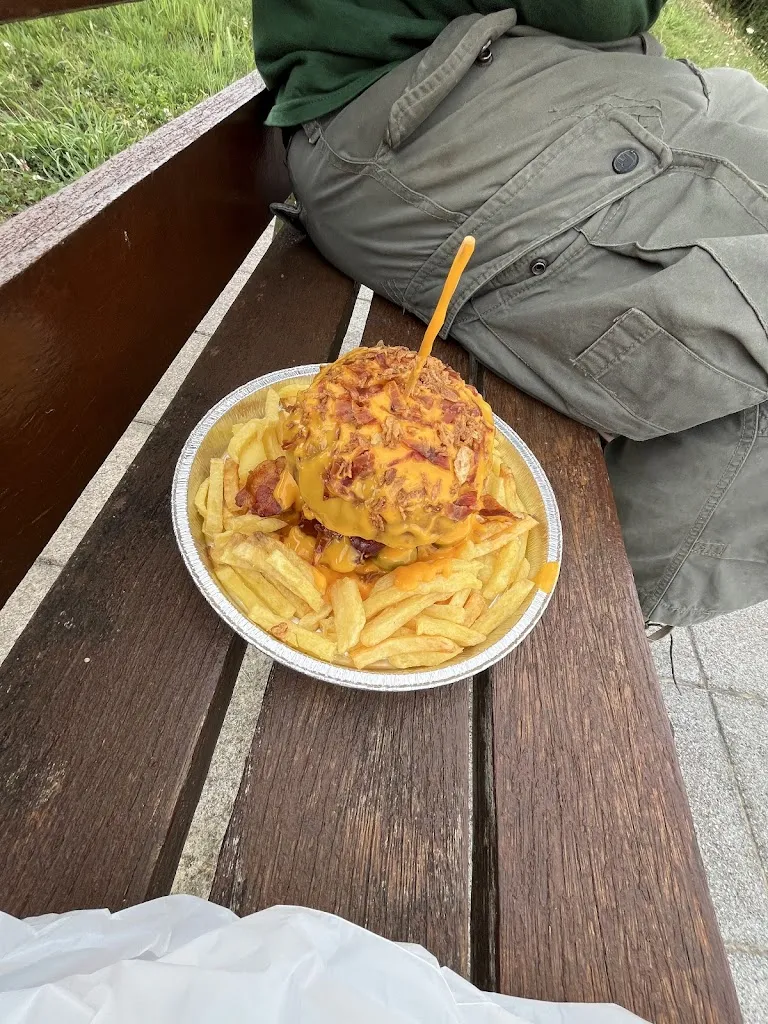 Pilar Álvarez_Sopuertako Batzokia_Sopuerta_review