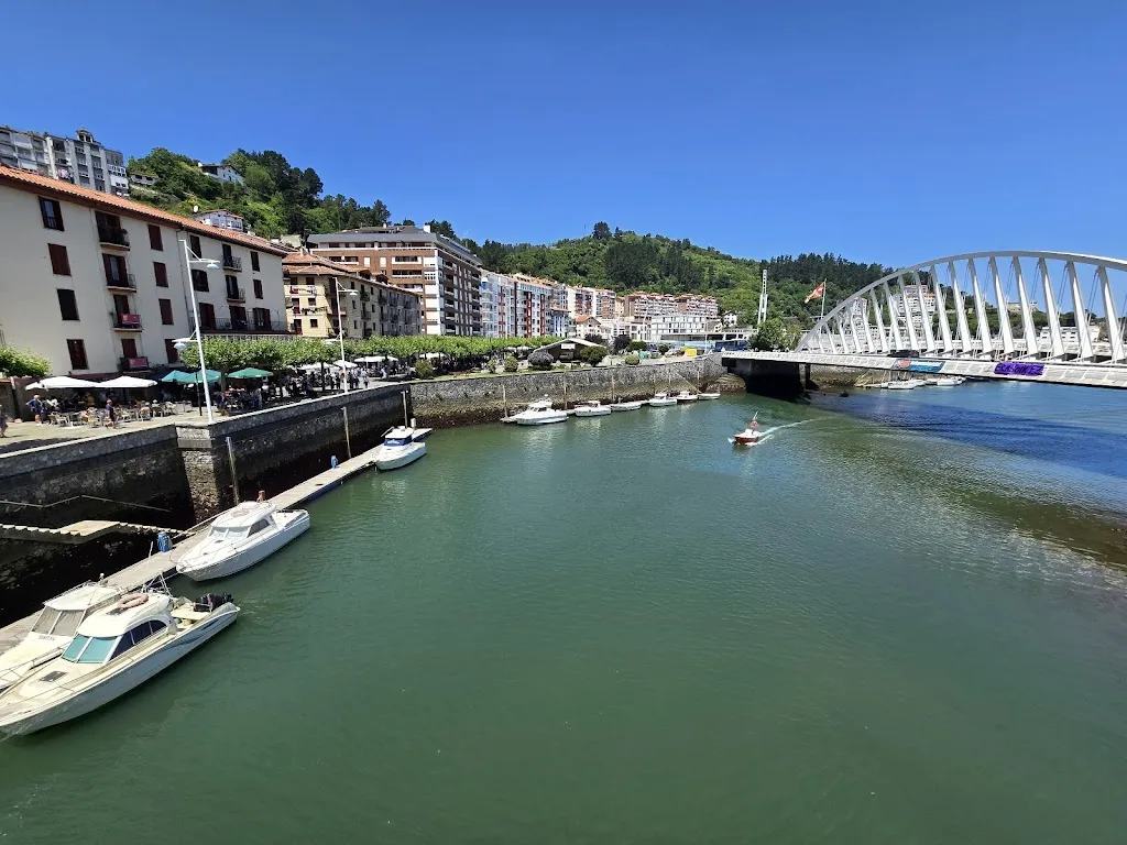 Gaztedi_Ondarroa_slider_image_3