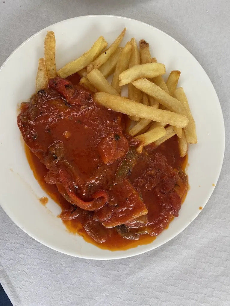 Aída Fernández_Badis Cerveceria, C.B._Ondarroa_review