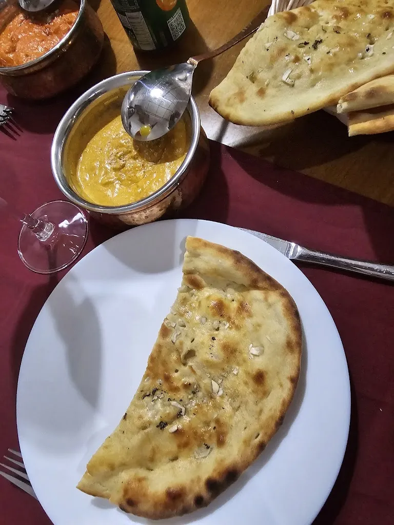 Menu_Taj café restaurante_Santa Comba_image_8