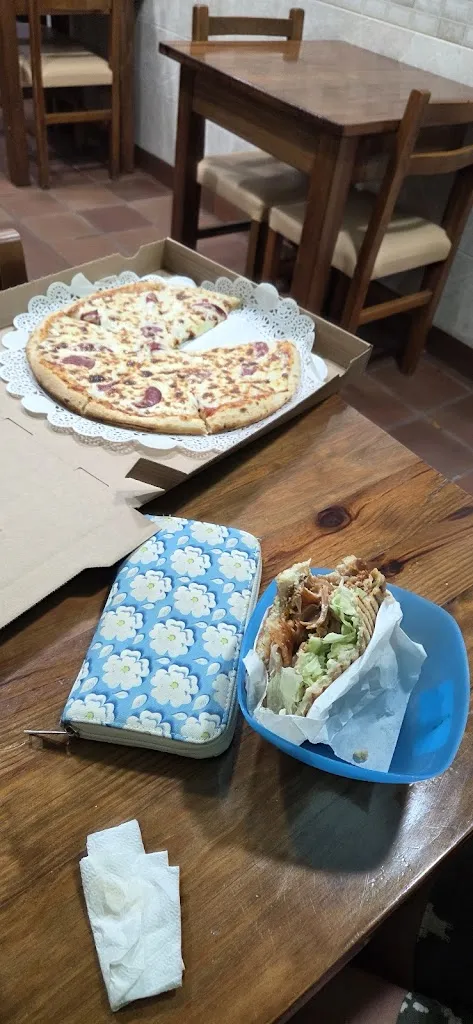 Simon Wolfendale_Turco Doner Kebab Ondarroa Comida Rapida_Ondarroa_review