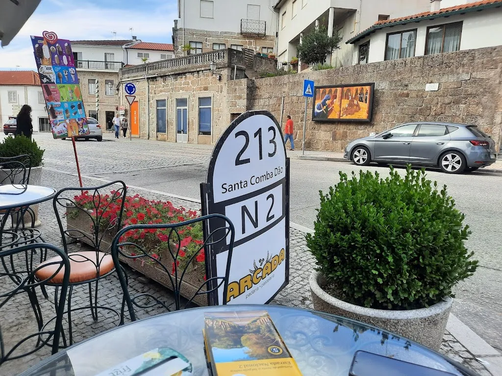 Pastelaria Arcada - Neves, Santos & Carvalho, Lda._Santa Comba_slider_image_3