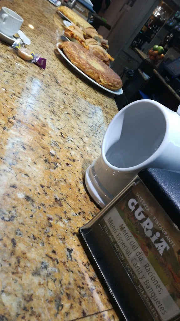 Menu_Restaurante Guria_Ugao-Miraballes_image_5