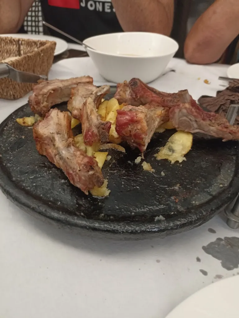 Menu_Restaurante Massi_Ugao-Miraballes_image_6