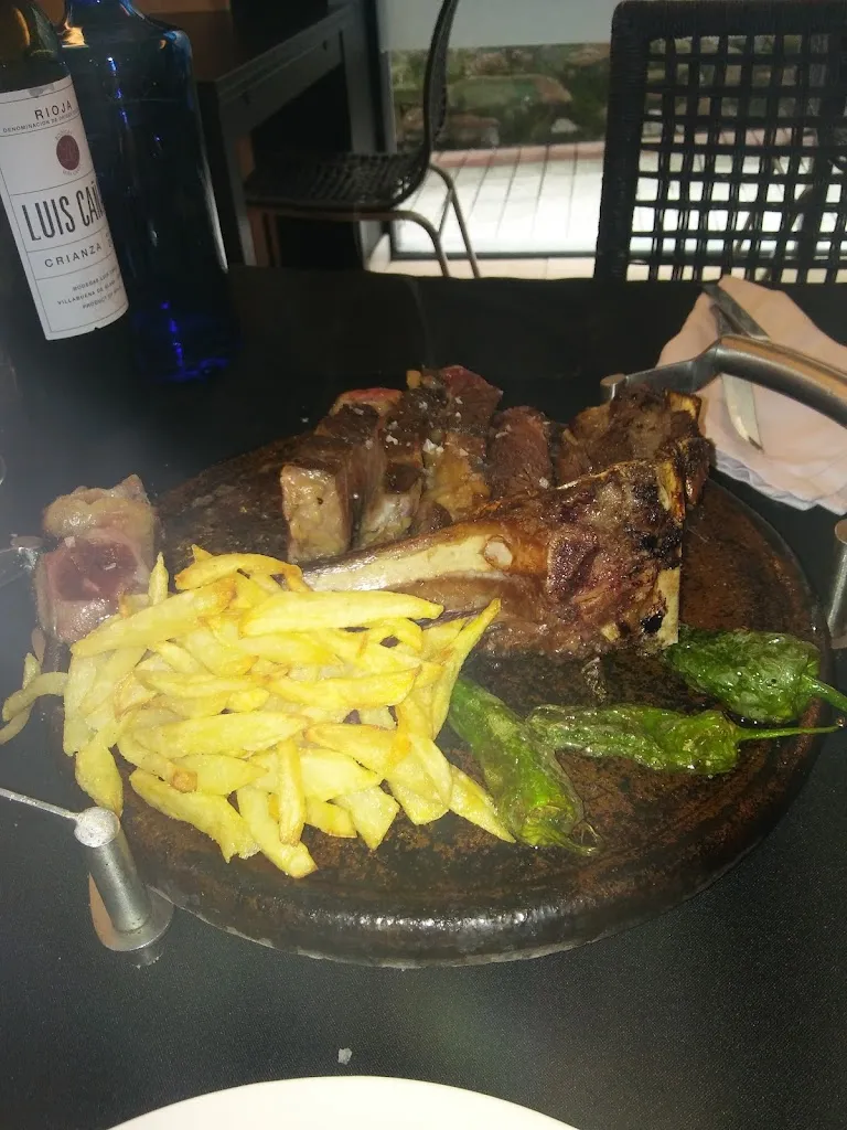 Restaurante Massi_Ugao-Miraballes_slider_image_2