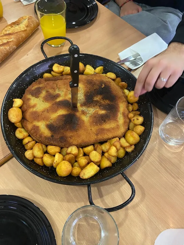 Julenvrr__Bar Jubilados Ugao-Miraballes_Ugao-Miraballes_review