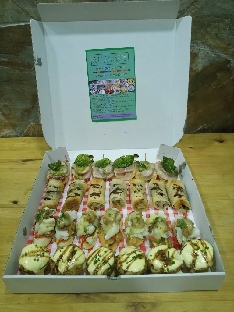 AMA ETXEKO JANARIA_Ugao-Miraballes_slider_image_2
