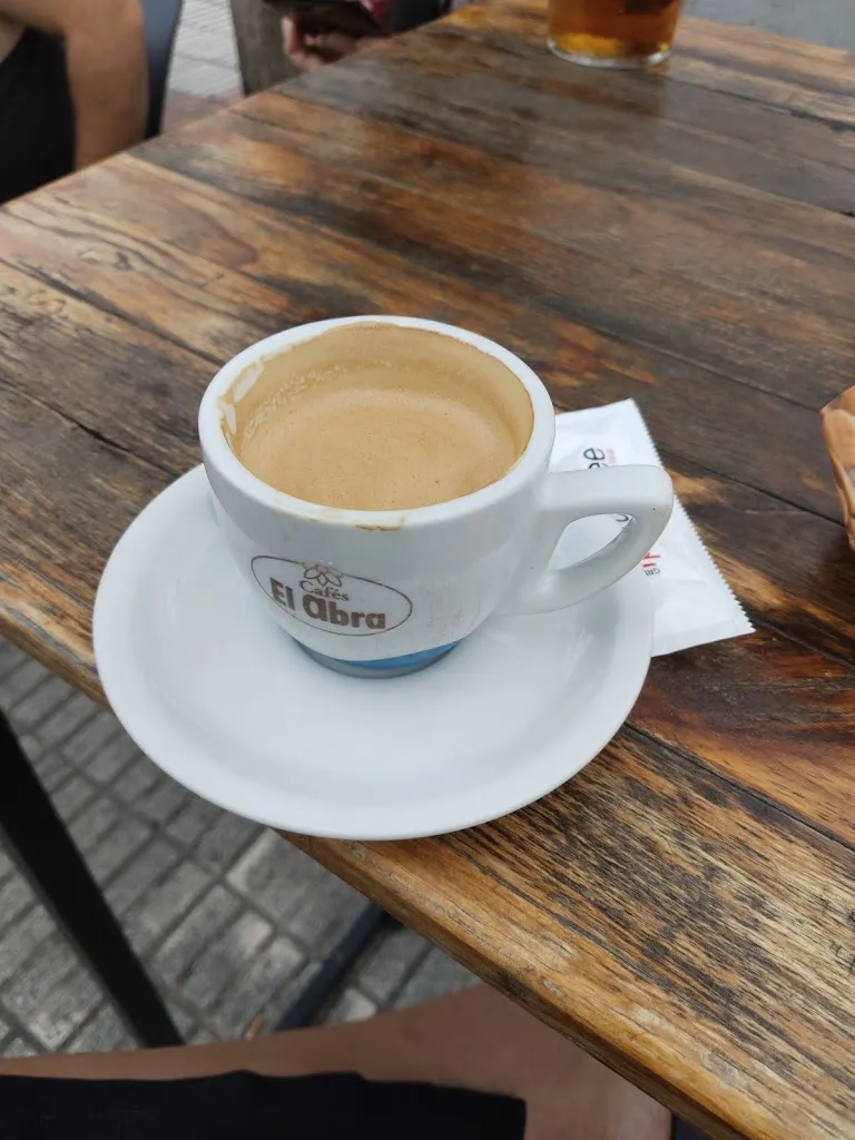 Rebeca Cadaveira_Felipe taberna_Ugao-Miraballes_review