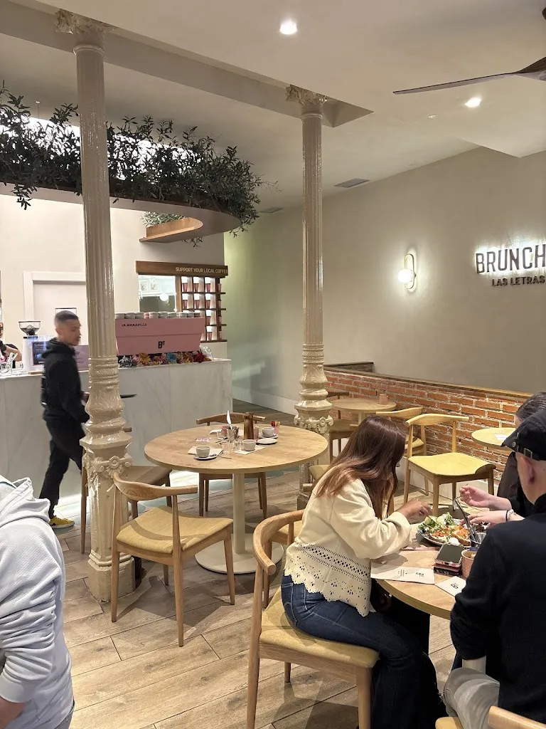 Brunchit_Zalla_slider_image_3