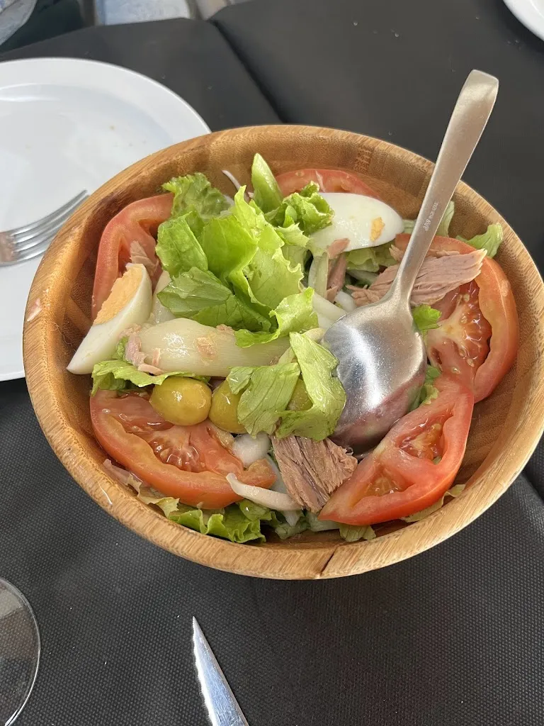 Zoltán Kolonics_Mandanga - Hogar del pescador_Santurtzi_review