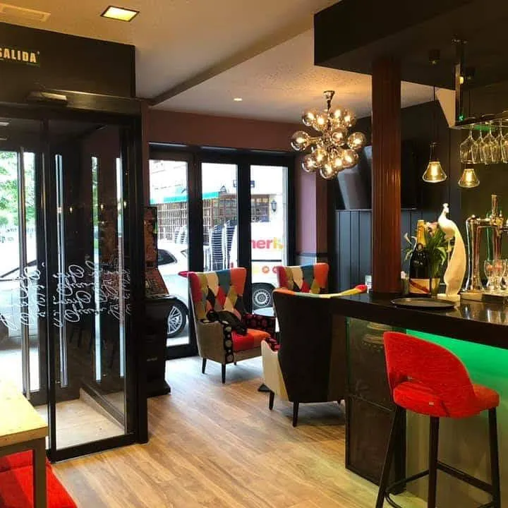 Restaurante La Oficina STZ restaurant in Santurtzi