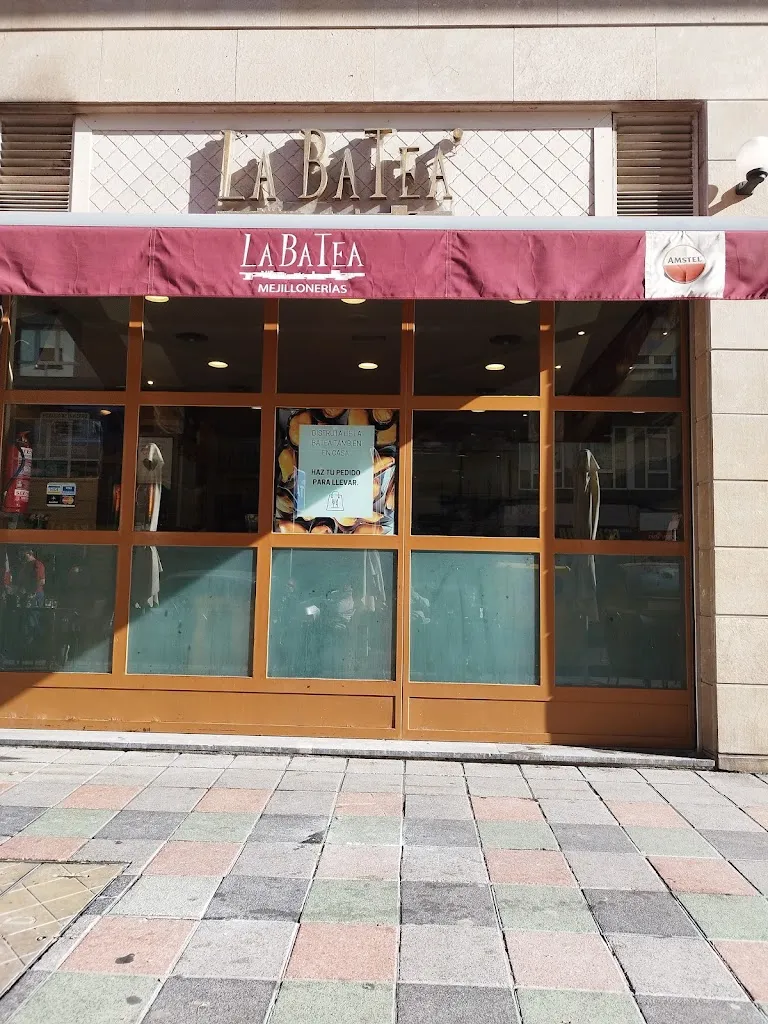 La Batea Mejillonerías Santurtzi restaurant in Santurtzi
