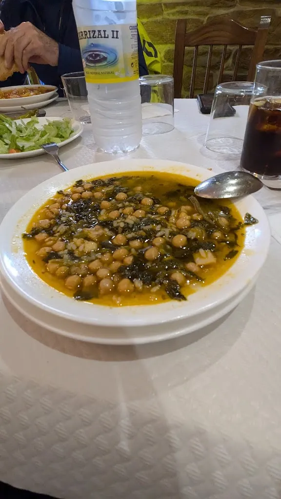 Dennis Bartlett-Arnot_Maisu_Santurtzi_recensione