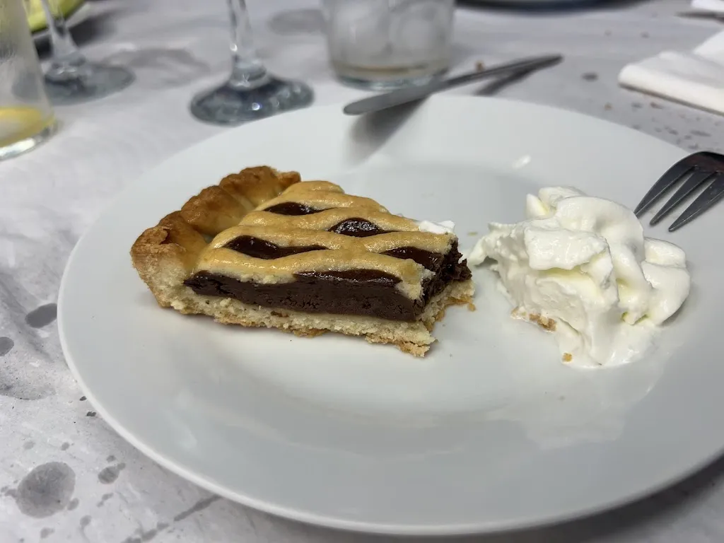 Salty Light Media_Santurtziko batzokia_Santurtzi_review