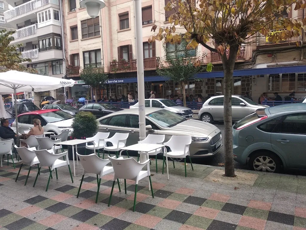 Taberna Los Bolintxes_Santurtzi_slider_image_3