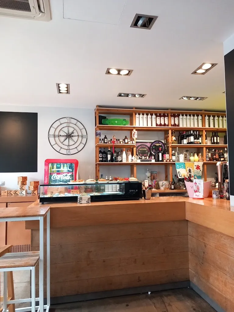 francisca carfer_Zurian_Santurtzi_review