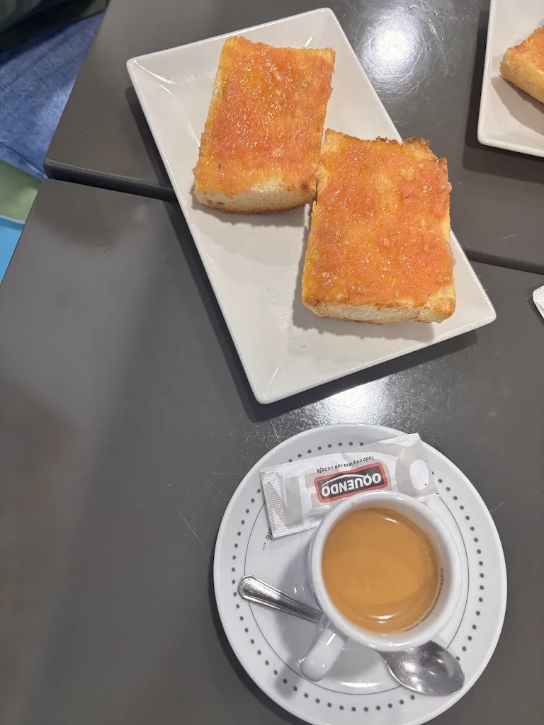 Lisbeth A Rösli_Gure Toki JA'UMÍNA_Portugalete_review