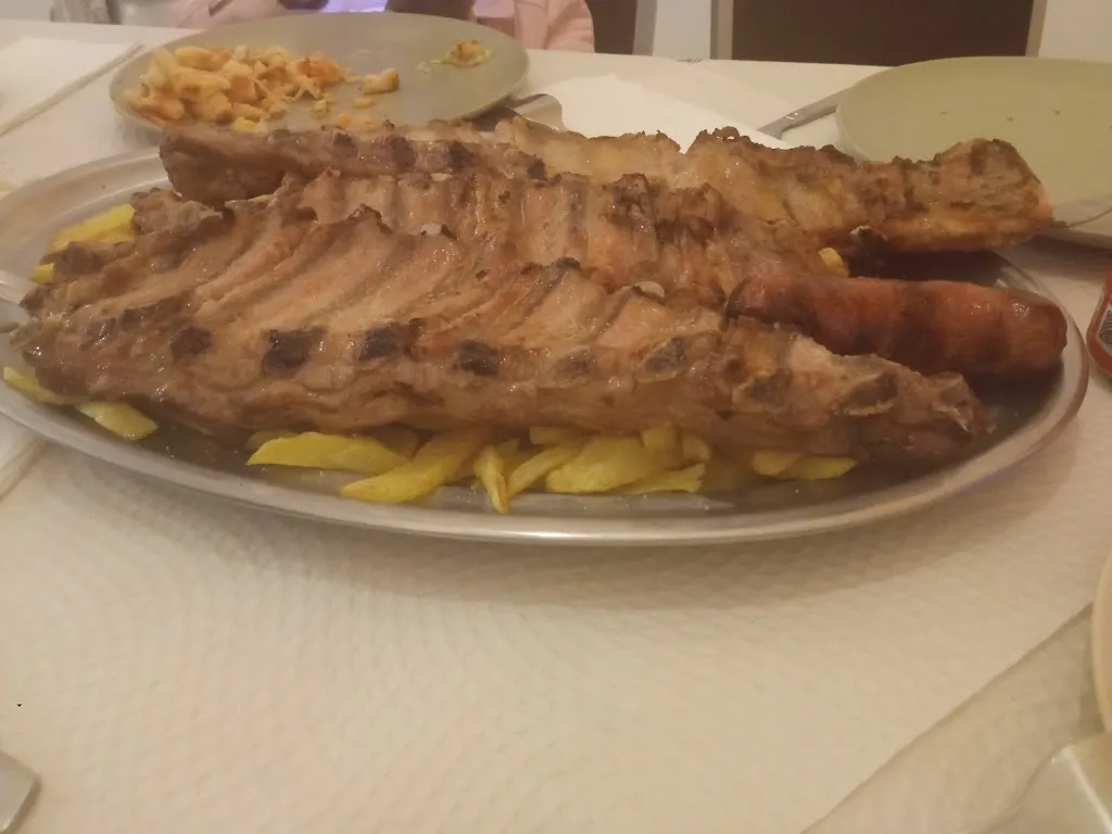 Macarena Espasandín_Parrillada Pizzería Da Terra_Santa Comba_review