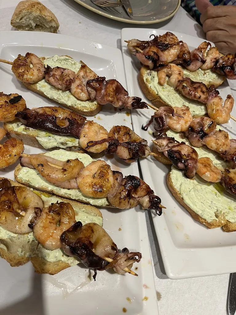 Elena Martinez de la Cuadra Busturia_Bodega Charro_Sestao_review