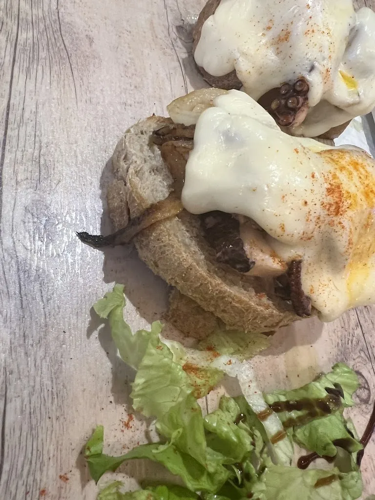 Luis Damian_RESTAURANTE MOLESON S.L._Santa Comba_review