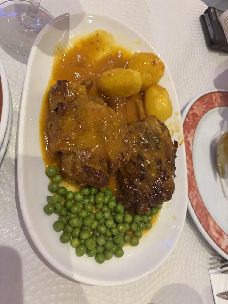 Ecaterina Cazac_RESTAURANTE MOLESON S.L._Santa Comba_review