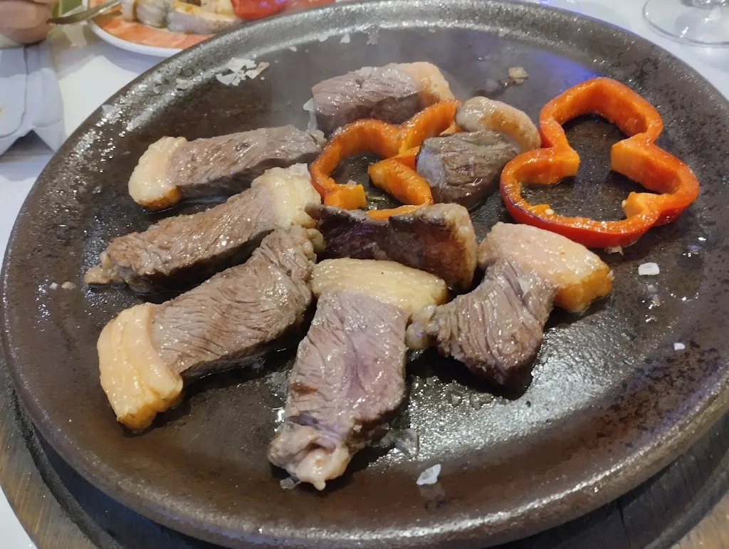 RESTAURANTE MOLESON S.L._Santa Comba_slider_image_2