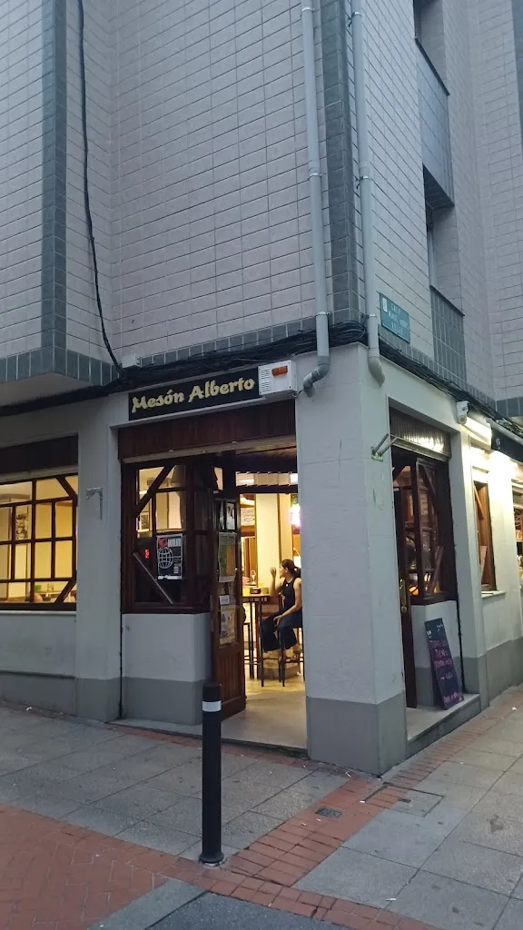 Mesón Alberto_Sestao_slider_image_1