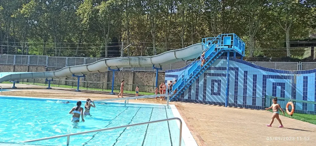 enrique salcedo_La Benedicta, CAFETERIA_Sestao_review