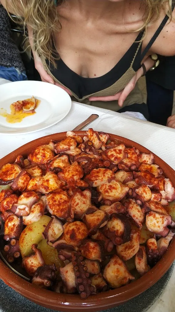 Bar Galicia restaurant in Sestao