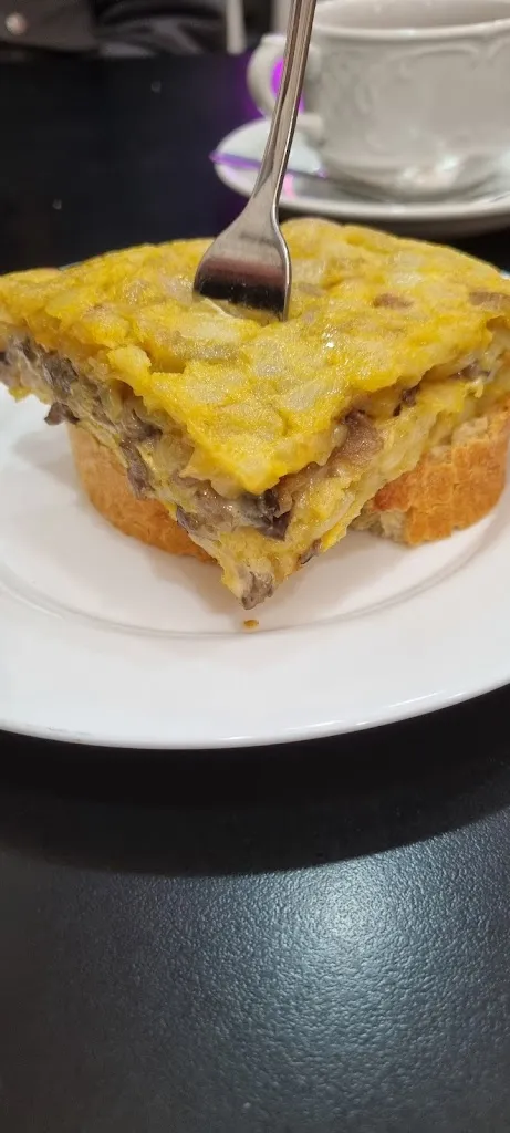 Vanesa González_Cafeteria A mi Torti_Sestao_review