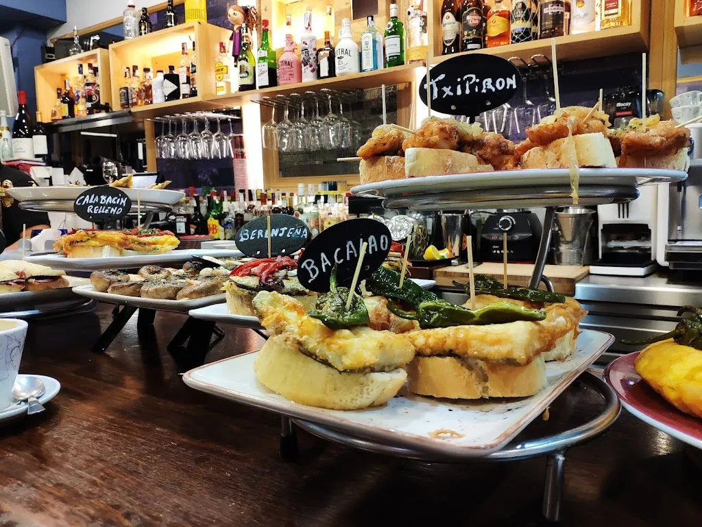 Bar Plaza_Sestao_slider_image_2