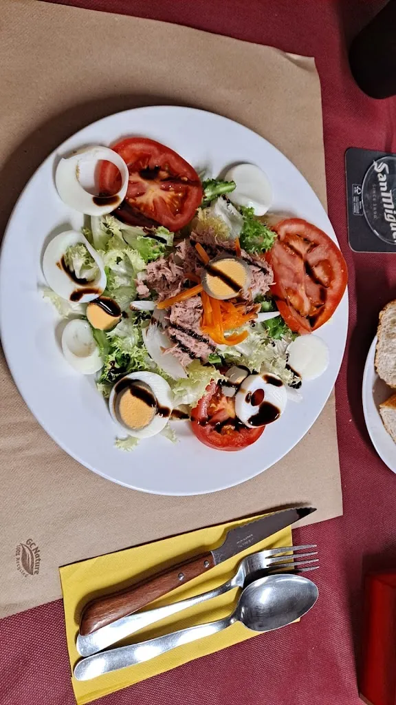 Borja Rubio_Bar Restaurante de Orlando_Aguas Cándidas_review