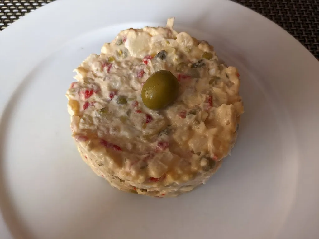 Adrián Cambón_Mesón Las Hermanas_Aguas Cándidas_Bewertung