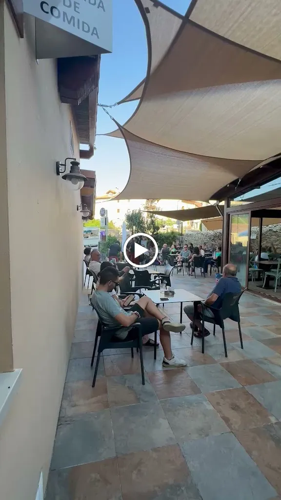 RestoBar La Cucaña restaurant in Aguas Cándidas