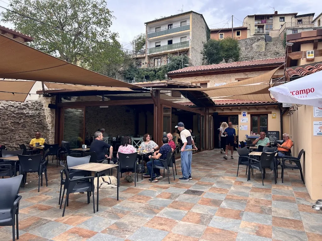 RestoBar La Cucaña_Aguas Cándidas_slider_image_3