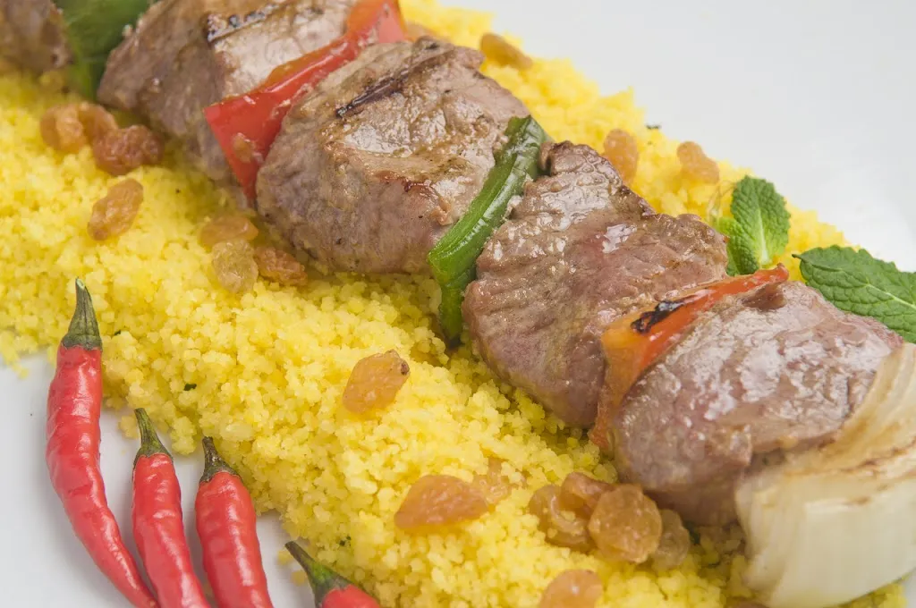 Restaurante Blanco y Negro_Aguas Cándidas_slider_image_3