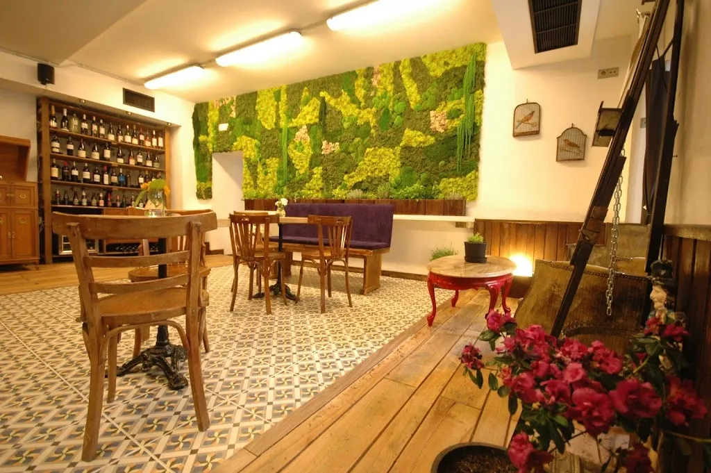 Restaurante El Huerto de Roque restaurant in Aguilar de Bureba