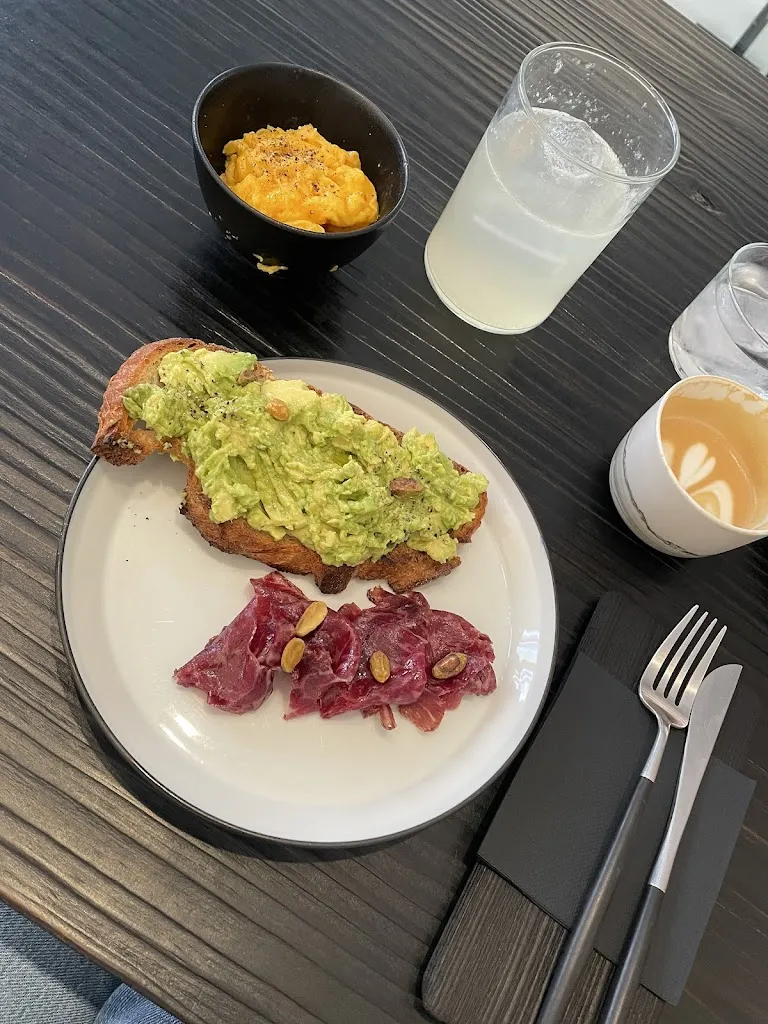 Julia Desperak_Altered_Altable_review