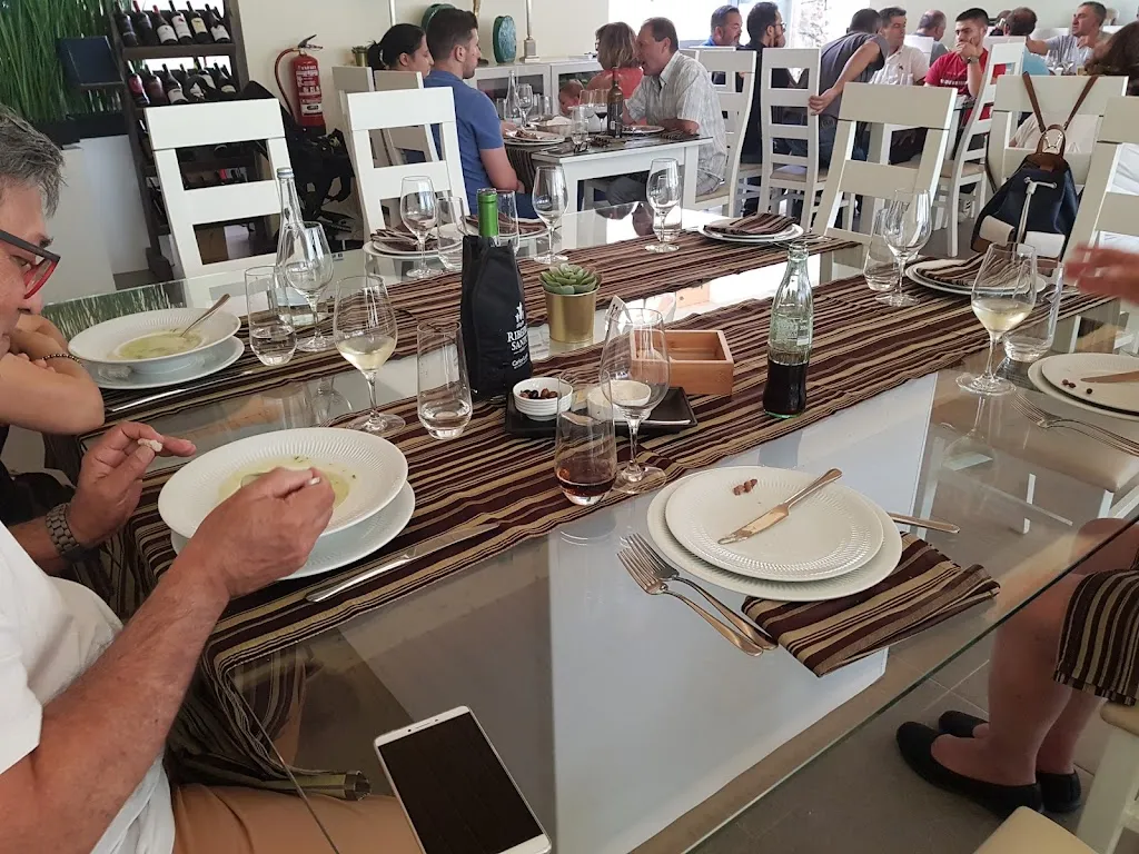 Claudia Lopes_Dão Catering_Santa Comba_review