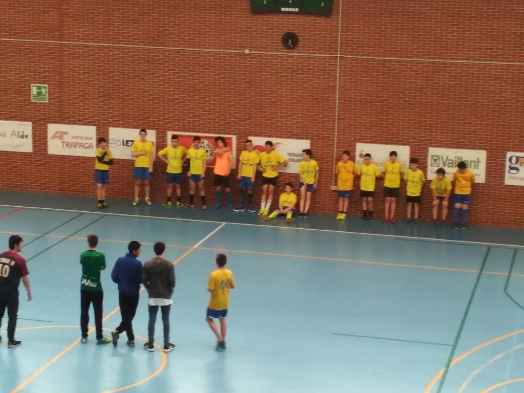 joaquin ordoñez romero_Herria Zaharra_Valle de Trápaga-Trapagaran_recensione