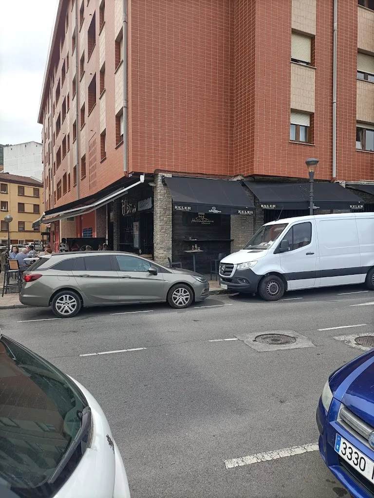 Pablo Arango Jimenez_Herria Zaharra_Valle de Trápaga-Trapagaran_recensione