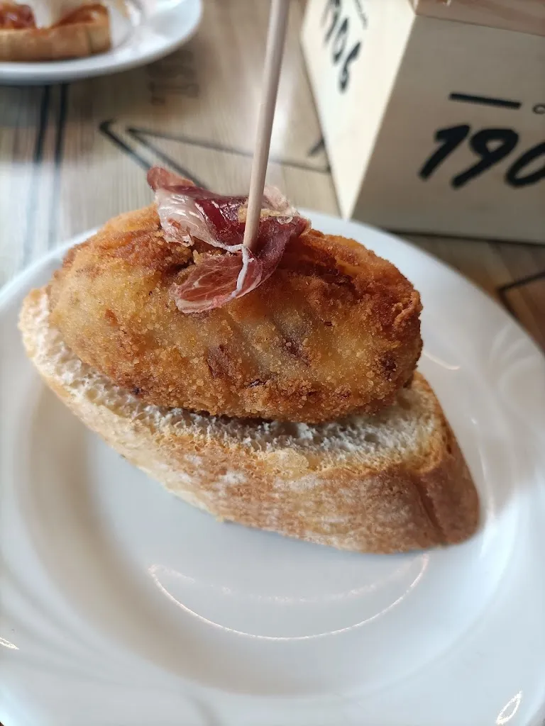 Taberna Karrantza_Valle de Trápaga-Trapagaran_slider_image_2