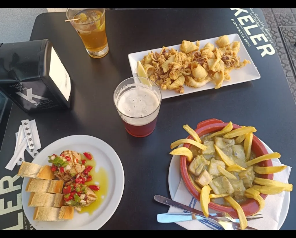 Borja Saz_Gure EtxeaTrapagaran_Valle de Trápaga-Trapagaran_review