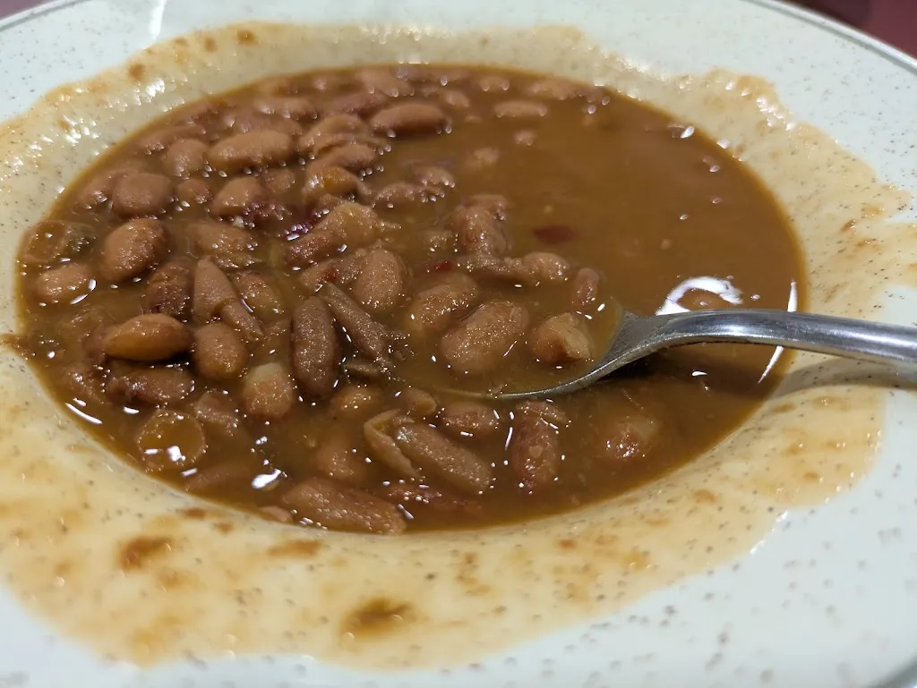 Maialen Mai Mai Mai_Bar Las Quinielas_Valle de Trápaga-Trapagaran_review