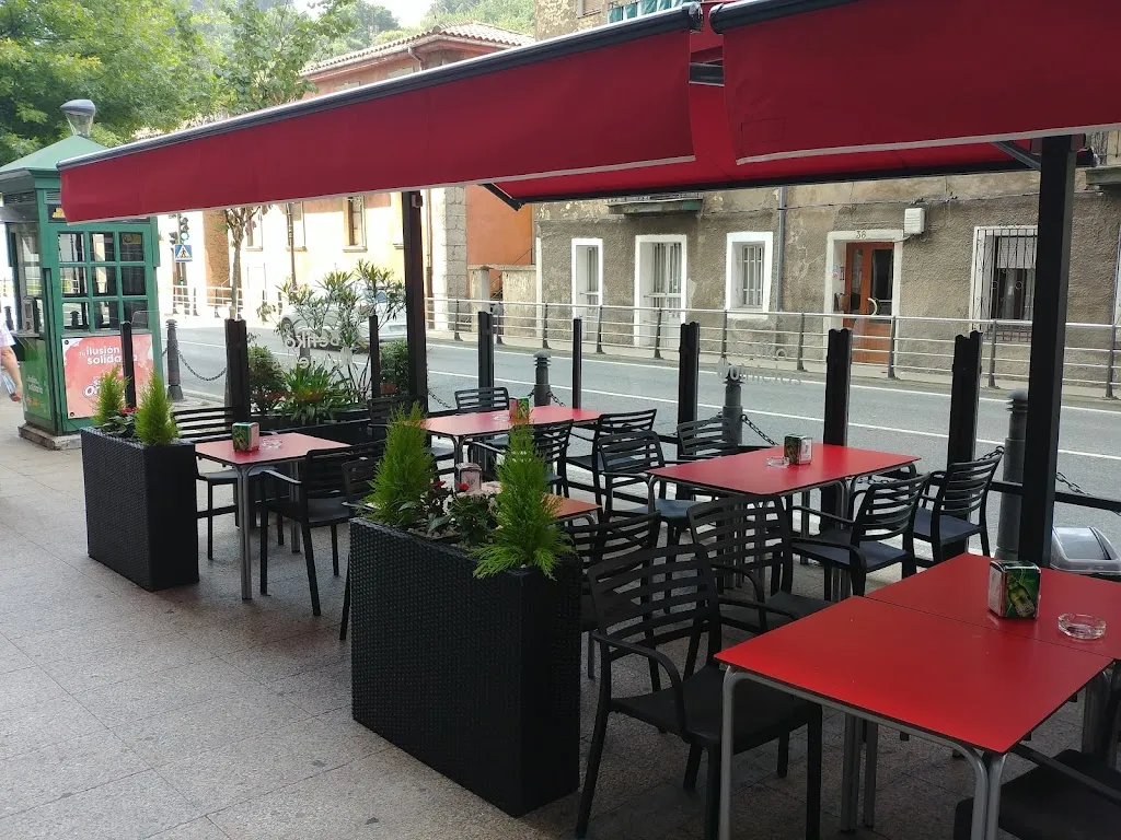 Bar Las Quinielas_Valle de Trápaga-Trapagaran_slider_image_1